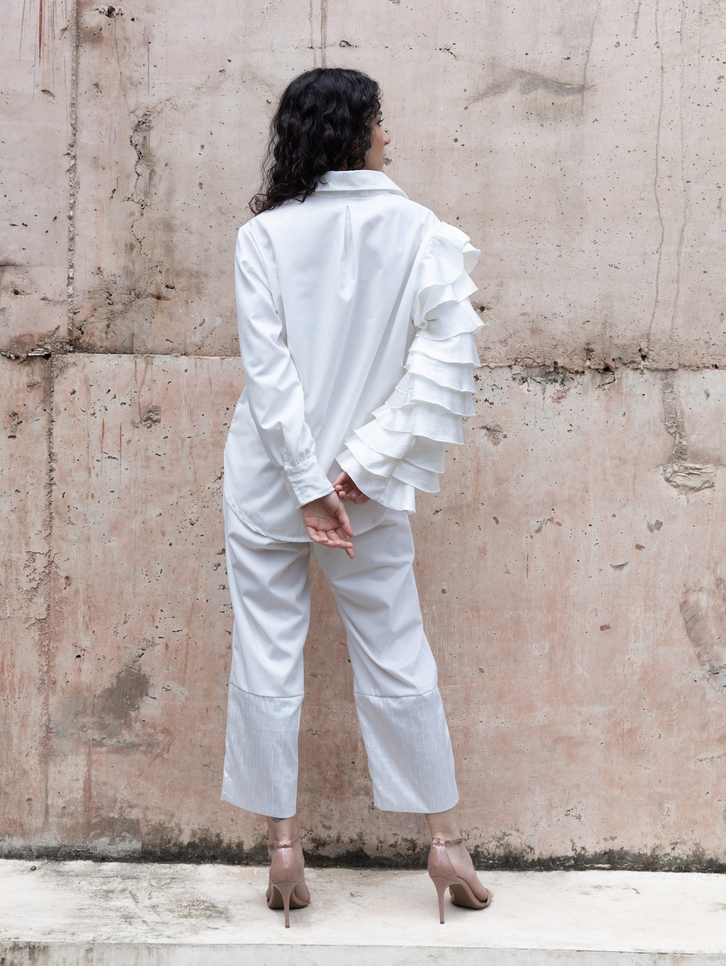 PEHLĀ / IVORY / Two Toned Button Up Blouse